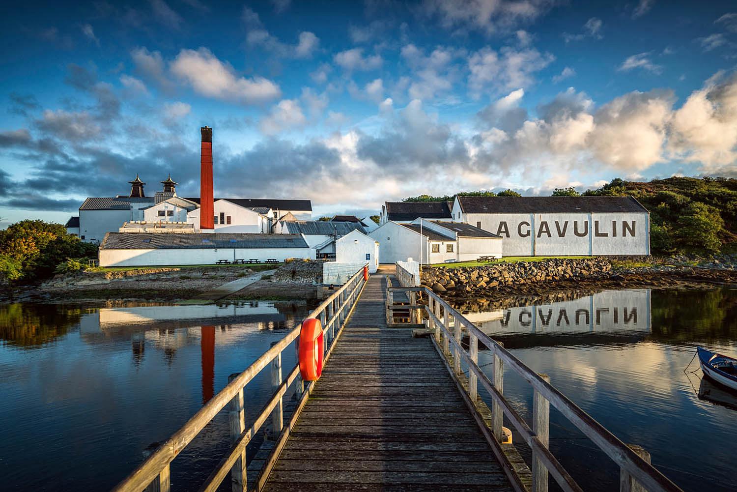 Lagavulin Distillery gallery image