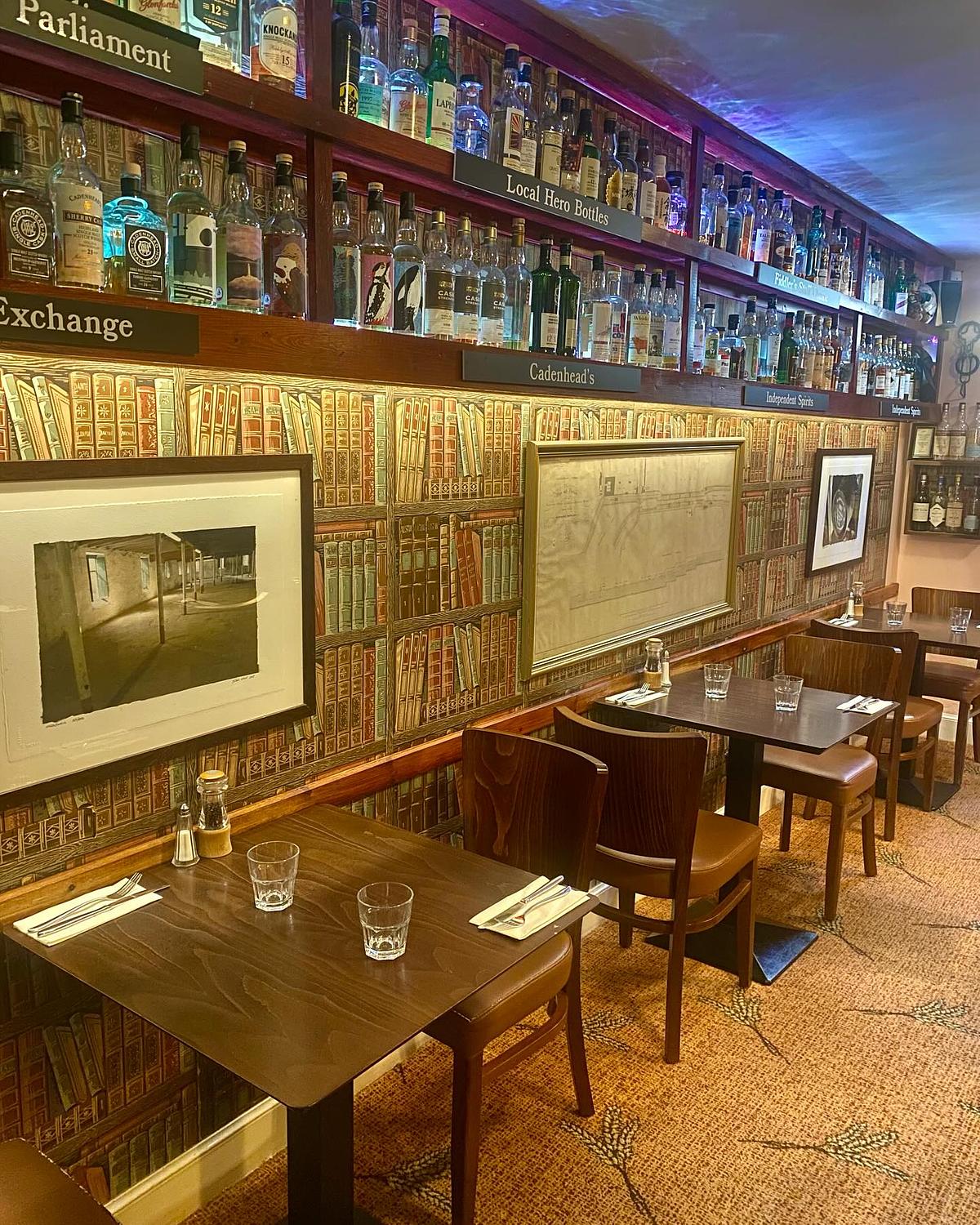 Fiddler's gallery image