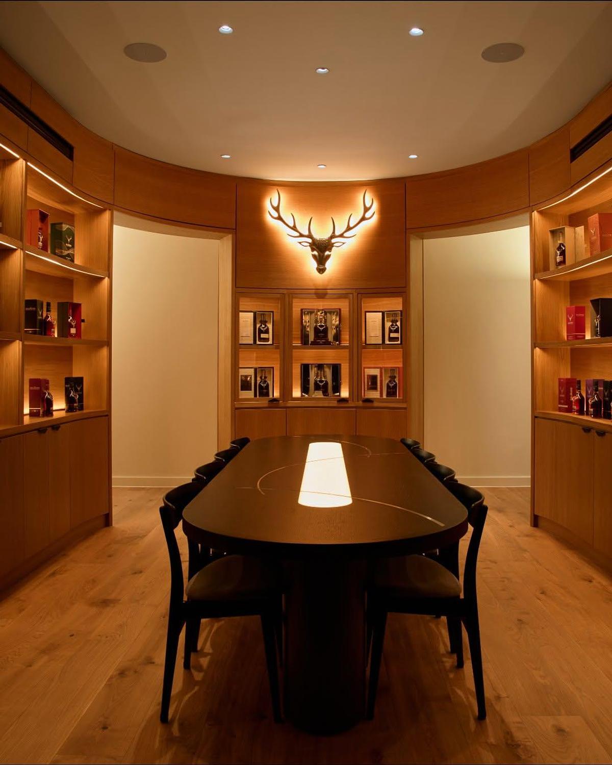 Dalmore Distillery gallery image